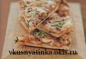 Пицца с картофелем и луком